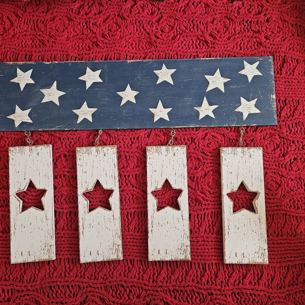 Patriotic wall decor